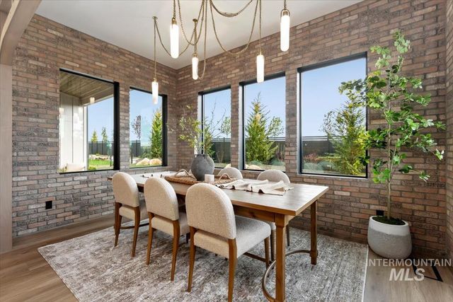 2642 N Palaestra Ave, Eagle, ID 83616