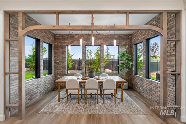 2642 N Palaestra Ave, Eagle, ID 83616