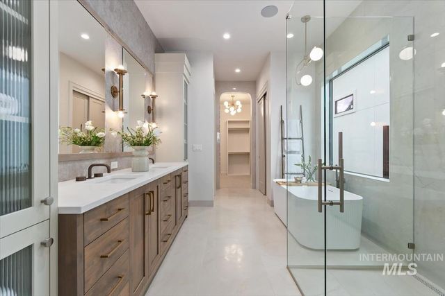 2642 N Palaestra Ave, Eagle, ID 83616