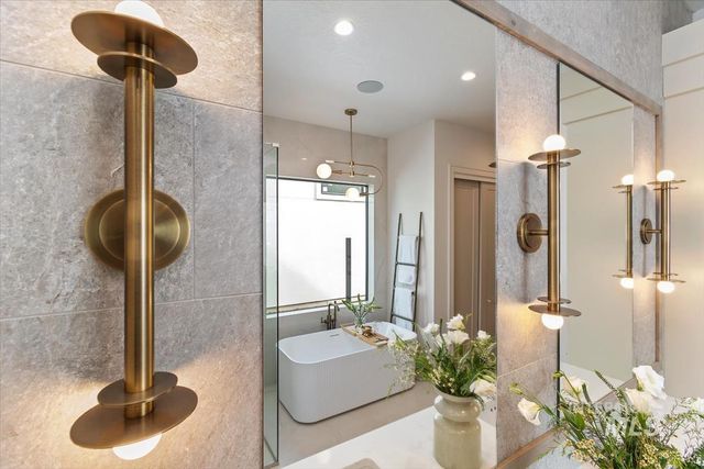 2642 N Palaestra Ave, Eagle, ID 83616