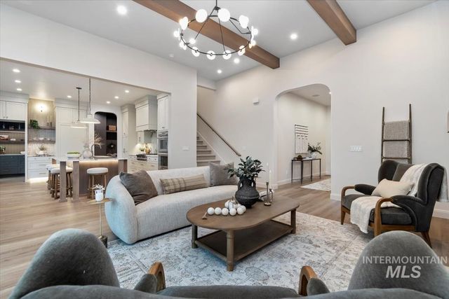 2642 N Palaestra Ave, Eagle, ID 83616