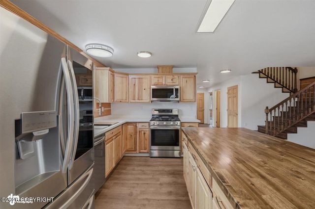 14073 W Brittany Lou Avenue, Houston, AK 99623