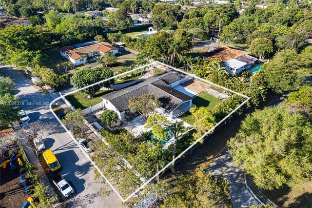5801 SW 44th Terrace -, Miami, FL 33155