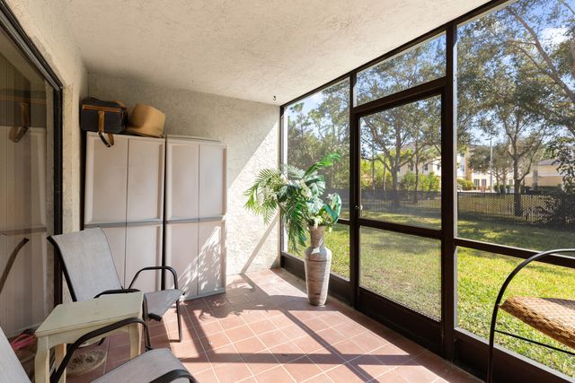 1270 SE Parkview Place B5, Stuart, FL 34994