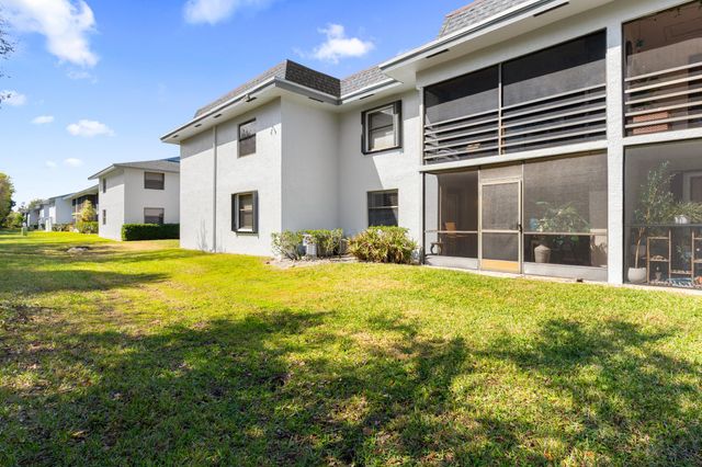 1270 SE Parkview Place B5, Stuart, FL 34994