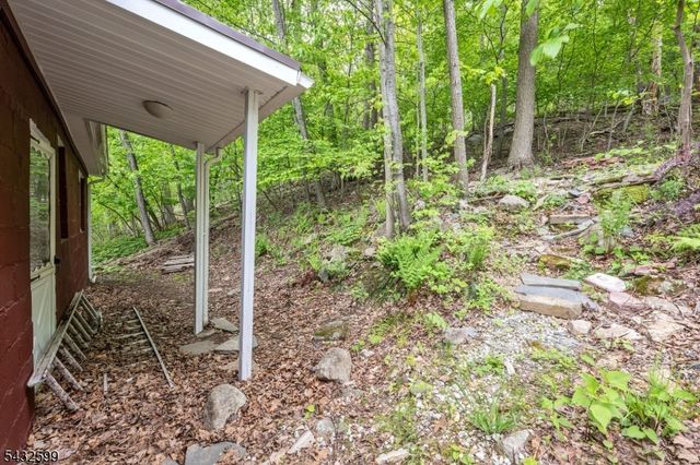 114 Mcgregor Ave, Mount Arlington Boro, NJ 07856