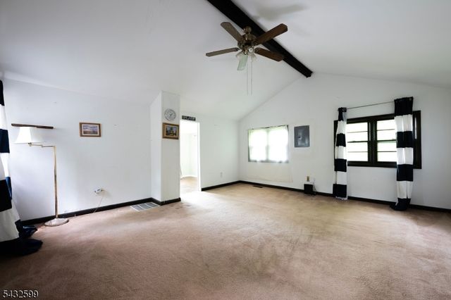 114 Mcgregor Ave, Mount Arlington Boro, NJ 07856