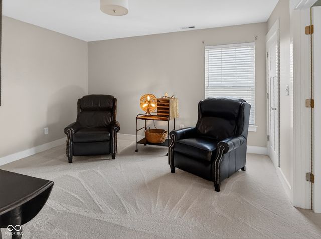 1069 Forest Glen Drive, Greenfield, IN 46140