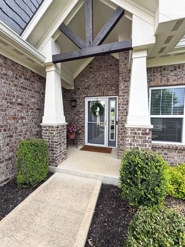 1069 Forest Glen Drive, Greenfield, IN 46140