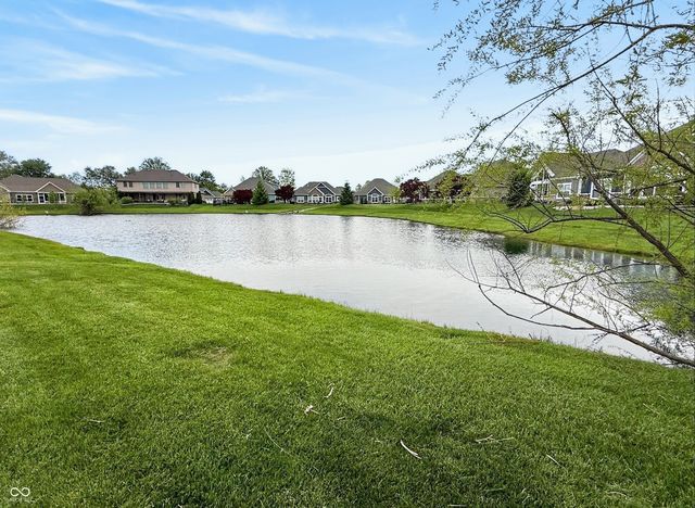 1069 Forest Glen Drive, Greenfield, IN 46140