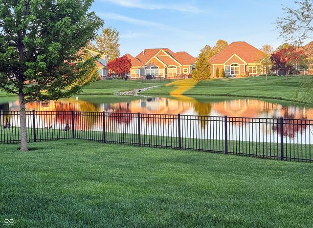 1069 Forest Glen Drive, Greenfield, IN 46140