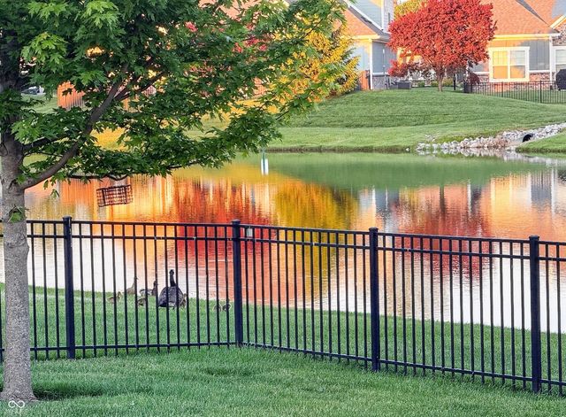 1069 Forest Glen Drive, Greenfield, IN 46140