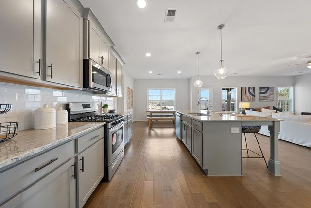 2001 Hereford Lane, Columbus, GA 31904