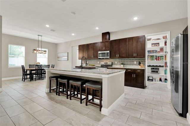 1790 N WEKIWA SPRINGS ROAD, Apopka, FL 32712