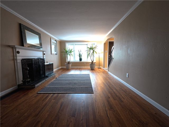 5113 Azalea Dr., Whitehall, PA 15236