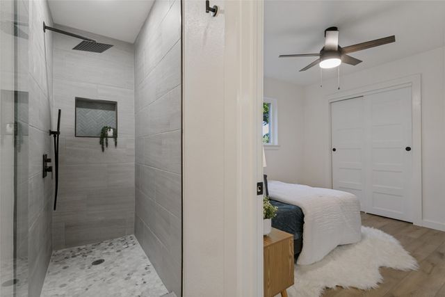 8031 Moss Meadows Drive, Dallas, TX 75231