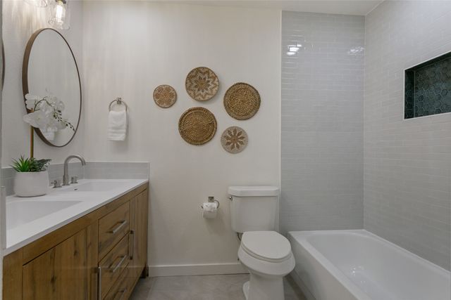 8031 Moss Meadows Drive, Dallas, TX 75231