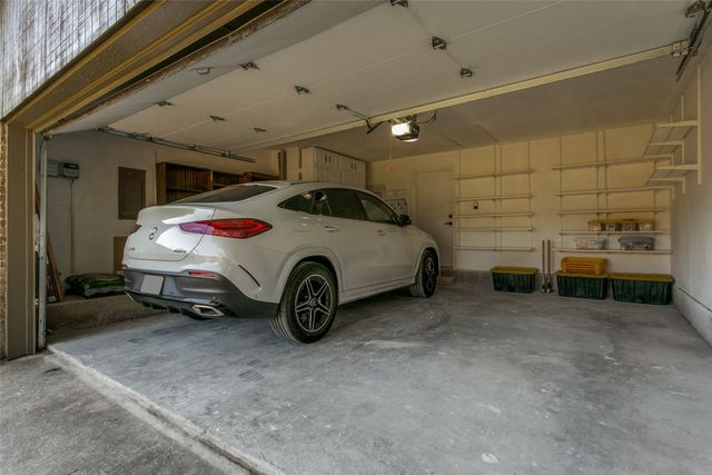 8031 Moss Meadows Drive, Dallas, TX 75231