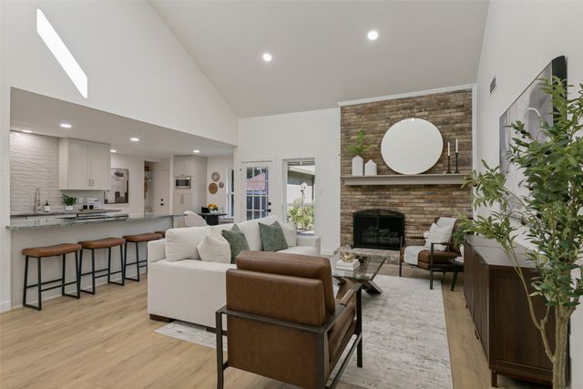 8031 Moss Meadows Drive, Dallas, TX 75231