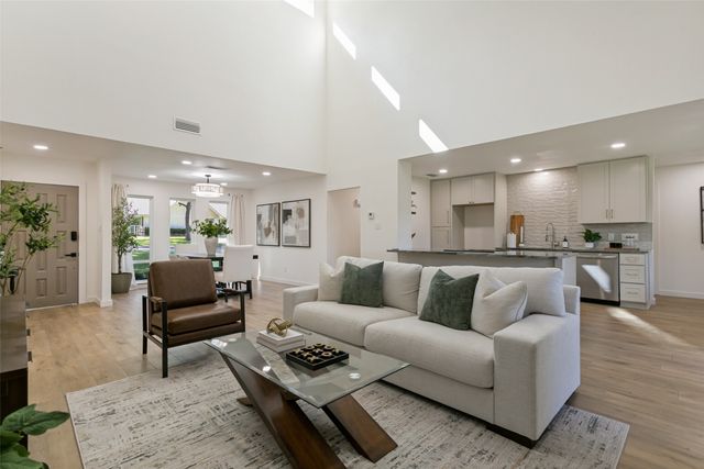 8031 Moss Meadows Drive, Dallas, TX 75231