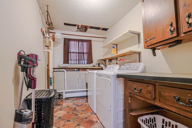 27 Farmer Road, Merrimack, NH 03054