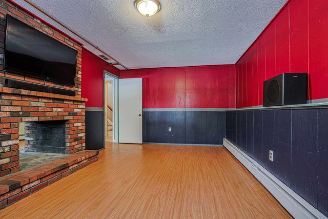 27 Farmer Road, Merrimack, NH 03054