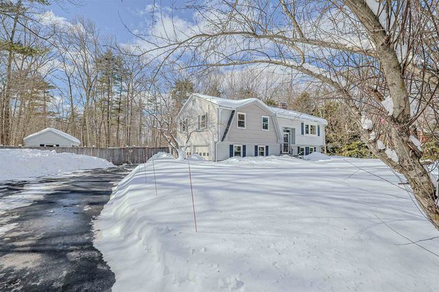 27 Farmer Road, Merrimack, NH 03054