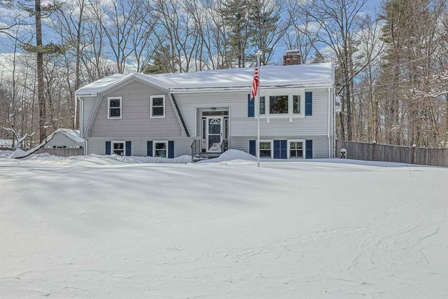 27 Farmer Road, Merrimack, NH 03054