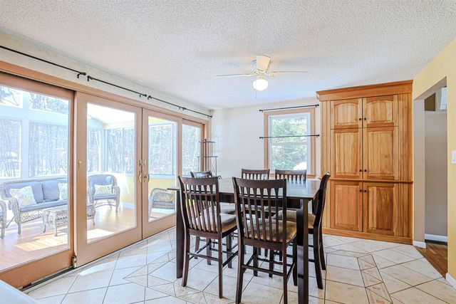 27 Farmer Road, Merrimack, NH 03054