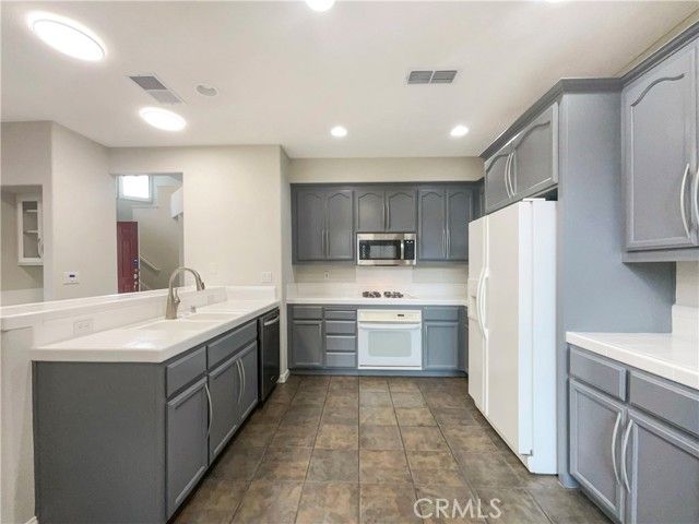 51 Village Square, Pleasant Hill, CA 94523