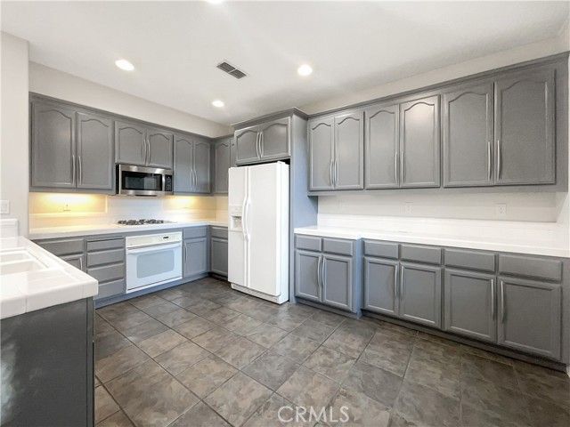 51 Village Square, Pleasant Hill, CA 94523