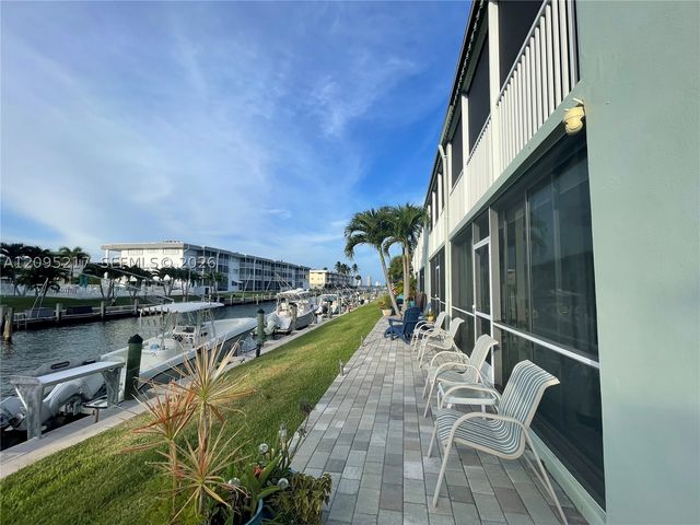 121 Wettaw Ln 116, North Palm Beach, FL 33408