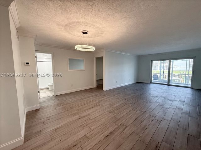 121 Wettaw Ln 116, North Palm Beach, FL 33408