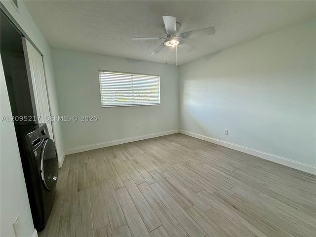 121 Wettaw Ln 116, North Palm Beach, FL 33408