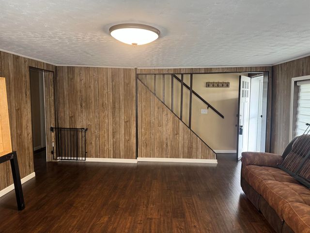 11 Elizabeth Street, Proctorville, OH 45669