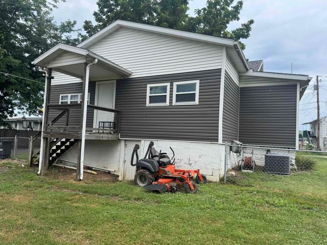 11 Elizabeth Street, Proctorville, OH 45669