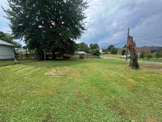 11 Elizabeth Street, Proctorville, OH 45669