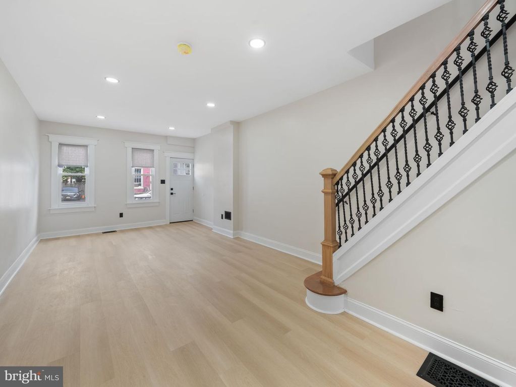33 POPLAR ST, TRENTON, NJ 08638 — photo 5