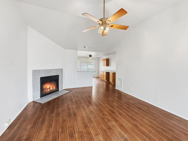 816 Midcreek Drive, Euless, TX 76039