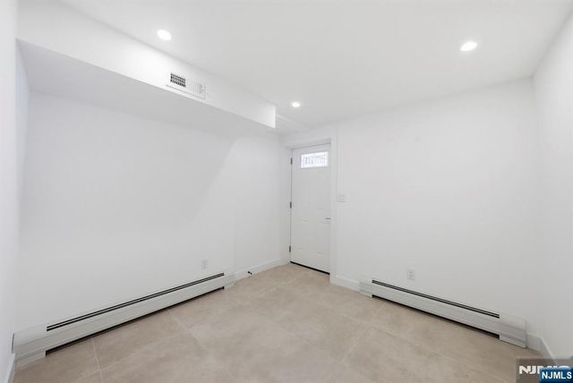 211 E Harriet Avenue A, Palisades Park, NJ 07650