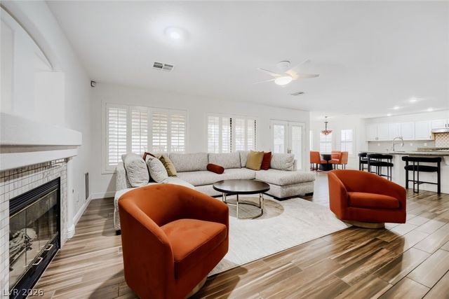 283 Grand Olympia Drive, Henderson, NV 89012