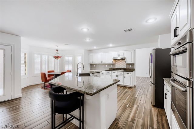 283 Grand Olympia Drive, Henderson, NV 89012