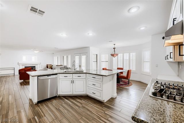 283 Grand Olympia Drive, Henderson, NV 89012