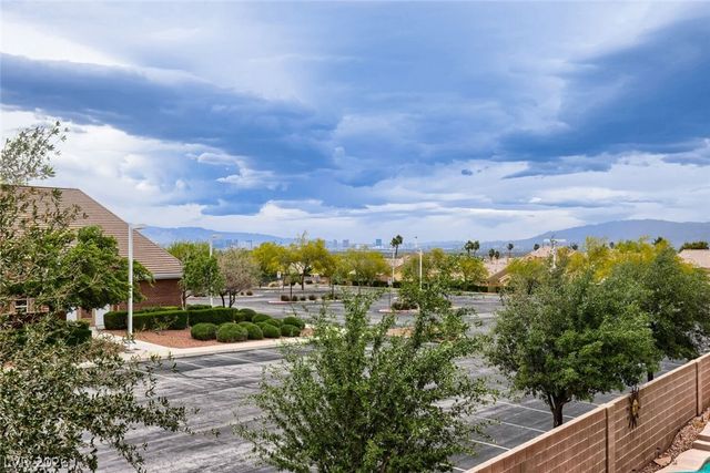 283 Grand Olympia Drive, Henderson, NV 89012