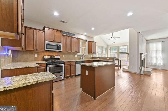 2715 Lansing Lane, Cumming, GA 30041