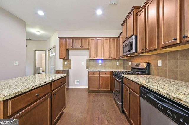 2715 Lansing Lane, Cumming, GA 30041