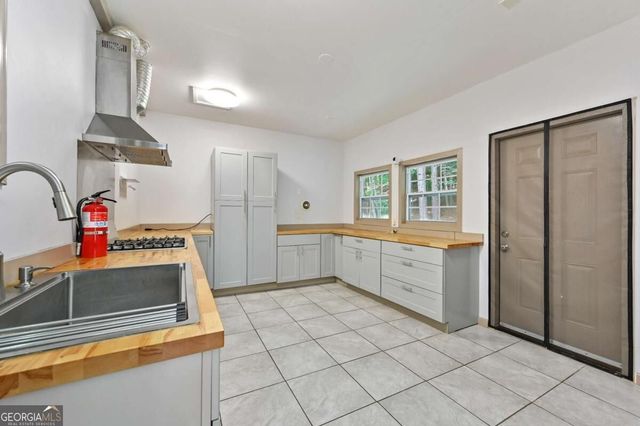 2715 Lansing Lane, Cumming, GA 30041