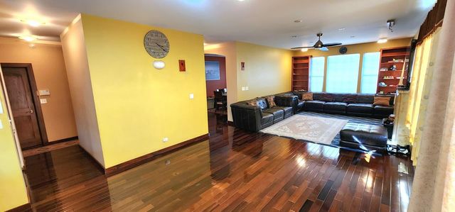 829 Clover Ridge Lane, Itasca, IL 60143