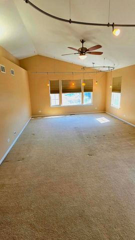 829 Clover Ridge Lane, Itasca, IL 60143