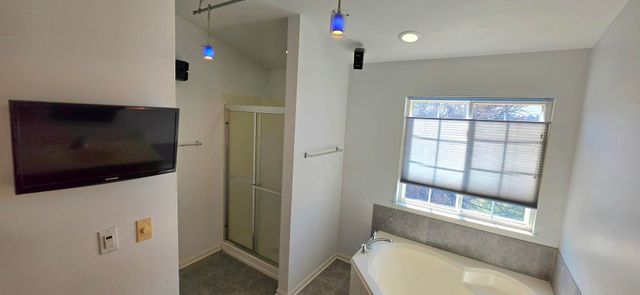 829 Clover Ridge Lane, Itasca, IL 60143